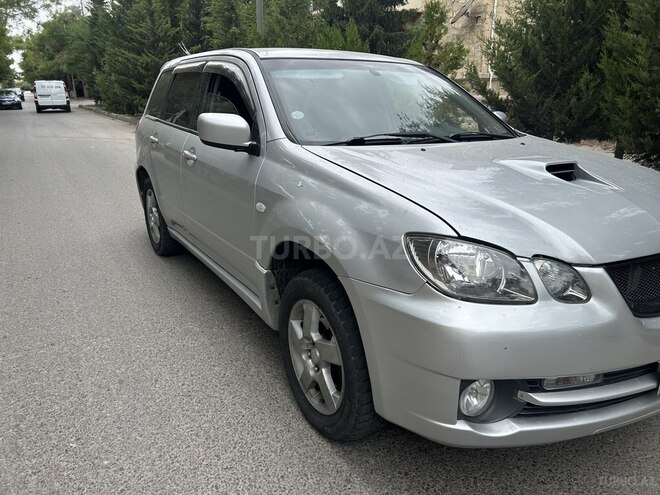 Mitsubishi Airtrek 2002, 178,000 km - 2.0 л - Bakı