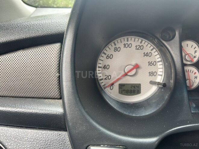 Mitsubishi Airtrek 2002, 178,000 km - 2.0 л - Bakı