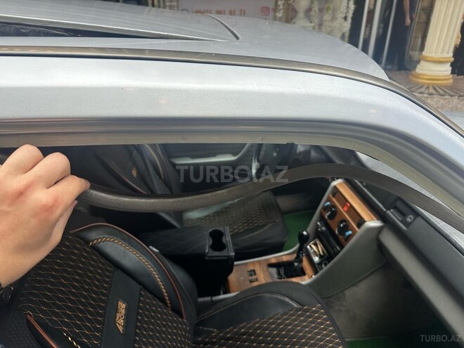 Mercedes E 200 d 1991, 218,000 km - 2.0 l - Quba