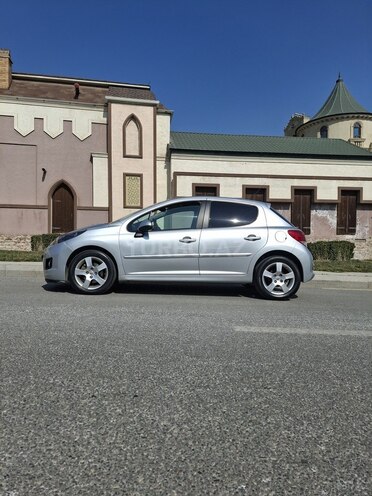 Peugeot 207 2012, 132,296 km - 1.6 l - Bakı