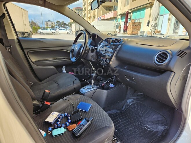 Mitsubishi Attrage 2014, 220,000 km - 1.2 л - Bakı