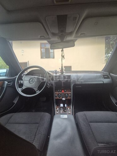 Mercedes C 180 1998, 200,000 km - 2.0 l - Göyçay