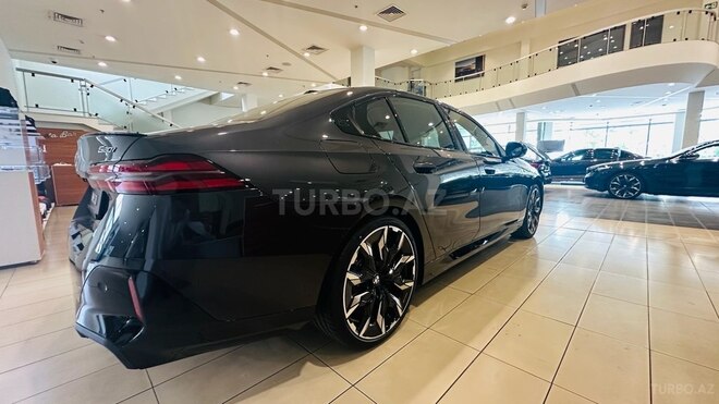 BMW 520-8