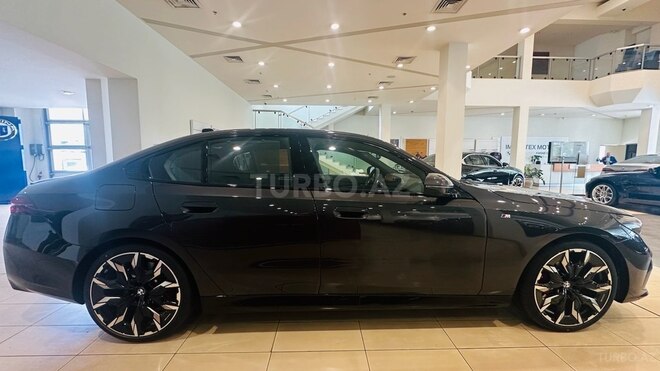 BMW 520-6