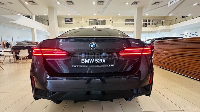 BMW 520-3