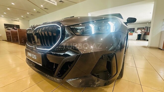 BMW 520-10
