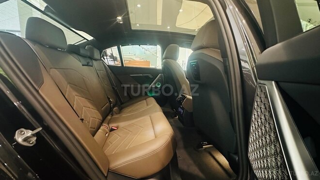 BMW 520-18