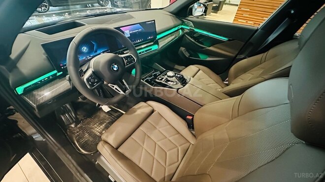 BMW 520-12