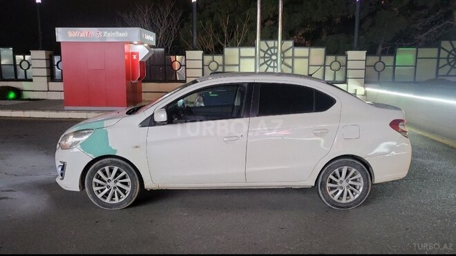 Mitsubishi Attrage 2014, 220,000 km - 1.2 л - Bakı