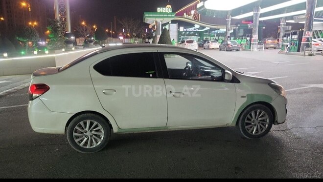 Mitsubishi Attrage 2014, 220,000 km - 1.2 л - Bakı