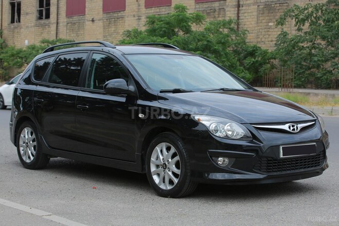 Hyundai i30 2010, 28,000 km - 1.6 l - Bakı