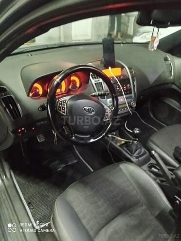 Kia  2008, 340,320 km - 1.6 л - Bakı