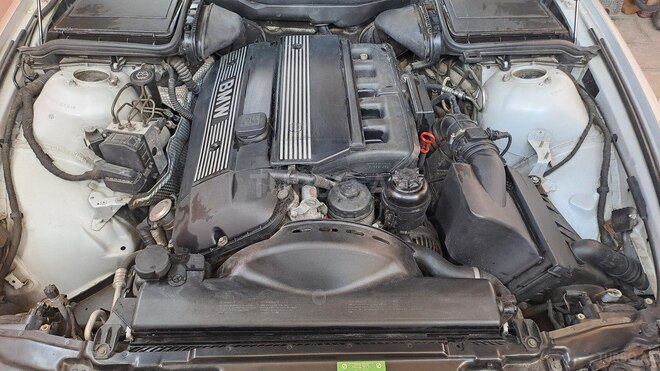 BMW 525 2003, 197,000 km - 2.5 l - Bakı