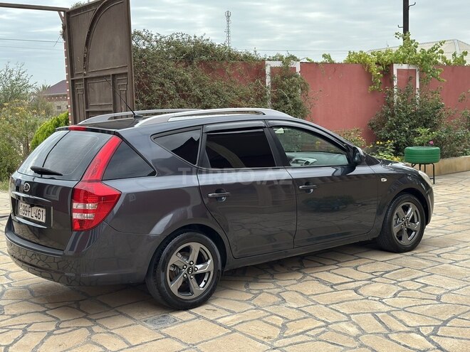 Kia  2008, 212,000 km - 1.6 l - Bakı