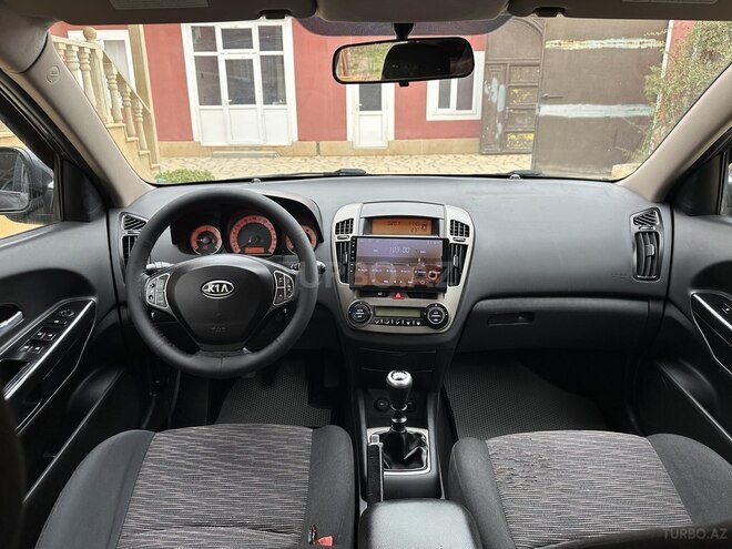 Kia  2008, 212,000 km - 1.6 l - Bakı