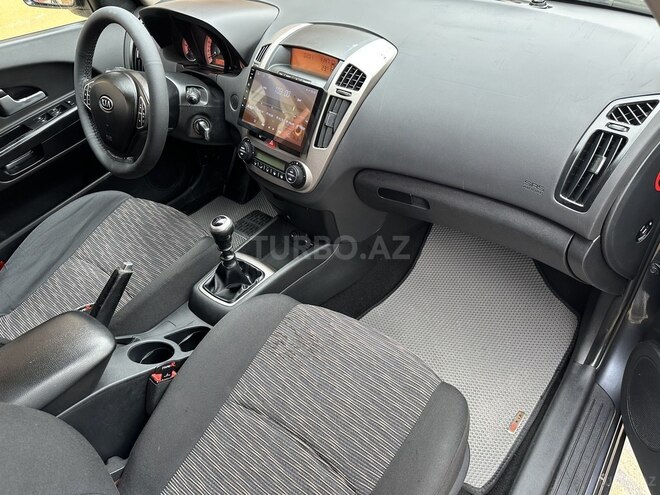 Kia  2008, 212,000 km - 1.6 l - Bakı