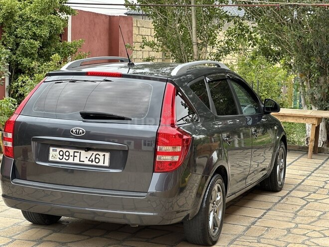 Kia  2008, 212,000 km - 1.6 l - Bakı