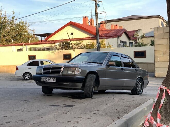 Mercedes 190 1990, 293,698 km - 2.3 л - Bakı