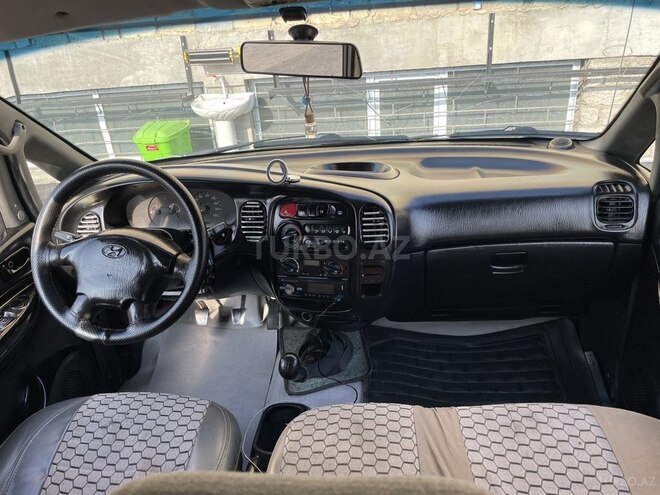 Hyundai H-1 1998, 450,000 km - 2.5 l - Bakı