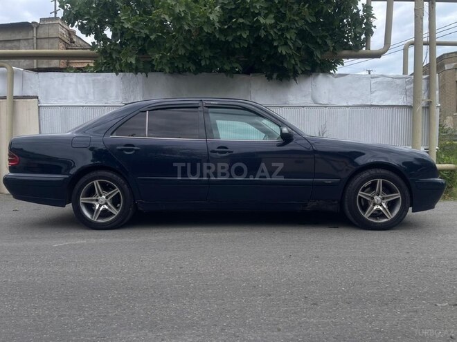 Mercedes E 220 d 1999, 679,000 km - 2.2 л - Bakı