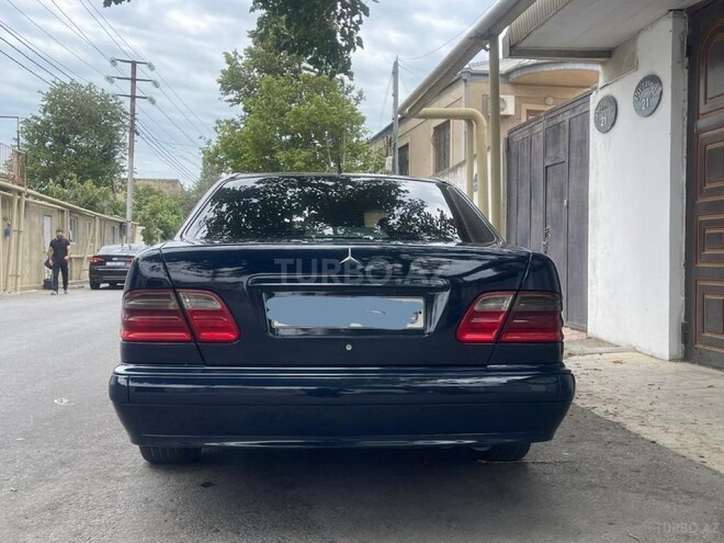 Mercedes E 220 d 1999, 679,000 km - 2.2 л - Bakı