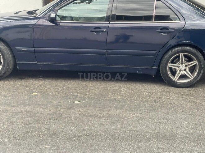Mercedes E 220 d 1999, 679,000 km - 2.2 л - Bakı