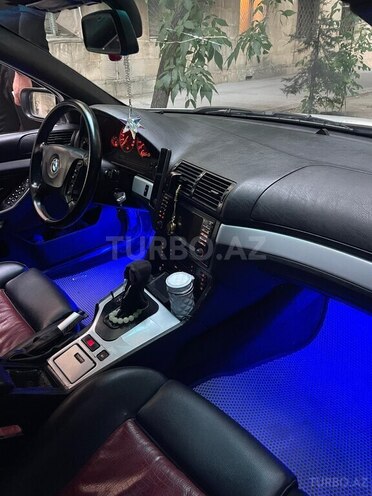 BMW 525 2002, 383,750 km - 2.5 l - Bakı