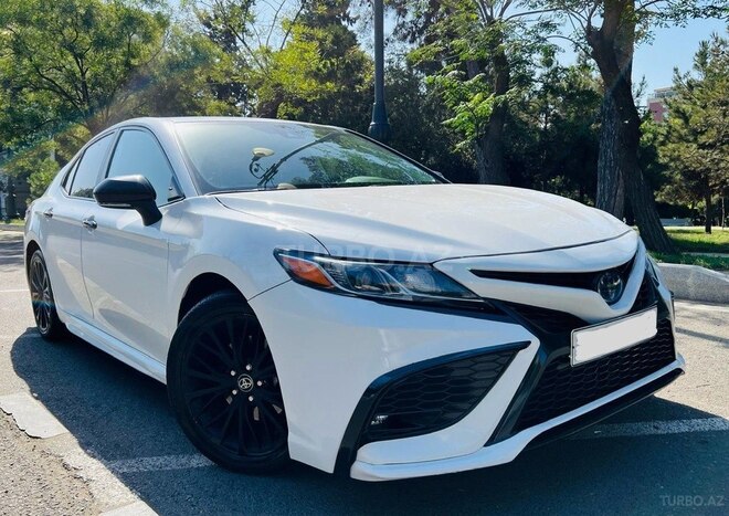 Toyota Camry-4