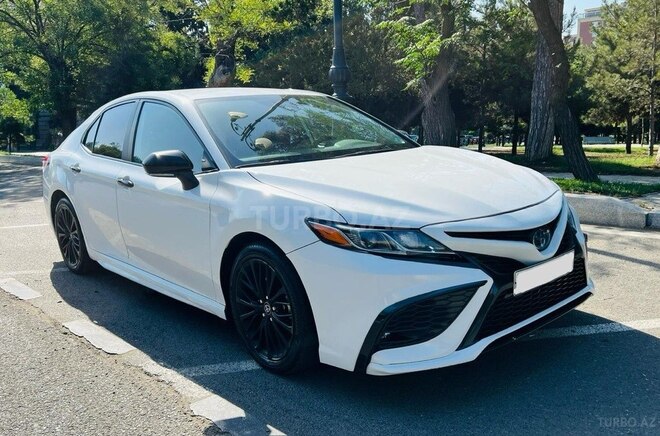 Toyota Camry-14