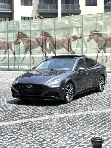 Hyundai Sonata-4