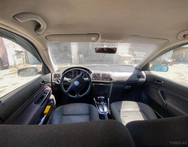 Volkswagen Golf 2003, 380,000 km - 1.6 l - Bakı