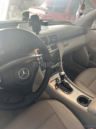 Mercedes C 230 2005, 256,000 km - 2.3 l - Bakı