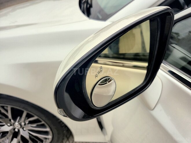 Lexus GS 200t-26