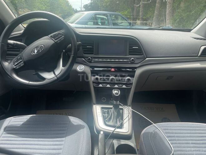 Hyundai Elantra 2019, 65,178 km - 2.0 l - Bakı