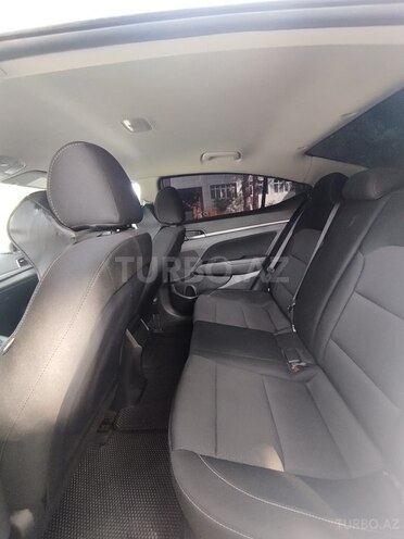 Hyundai Elantra 2017, 261 km - 2.0 l - Bakı