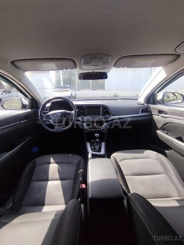 Hyundai Elantra 2017, 261 km - 2.0 l - Bakı