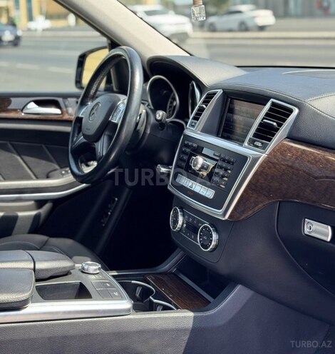 Mercedes GL 500 4MATIC 2013, 134,000 km - 4.7 л - Bakı