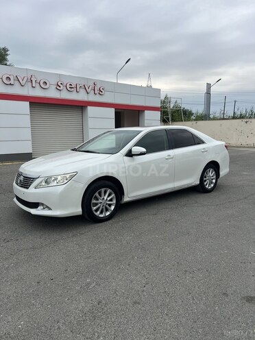 Toyota Camry-2