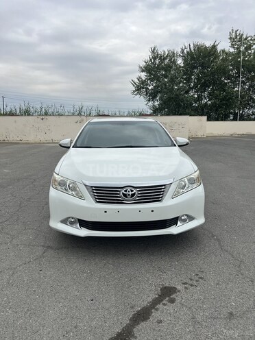 Toyota Camry-1