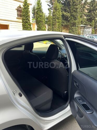 Toyota Aqua 2017, 160,000 km - 1.5 l - Bakı