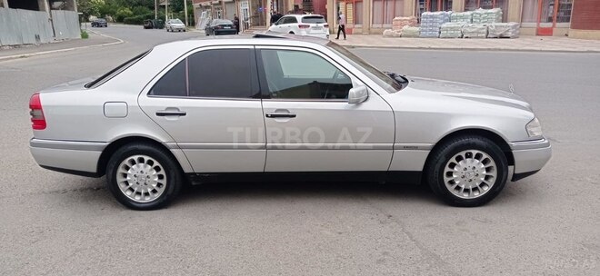Mercedes C 220 1993, 255,000 km - 2.2 l - Gəncə