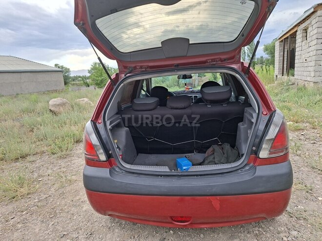 Kia Rio 2005, 275,000 km - 1.5 l - Naxçıvan