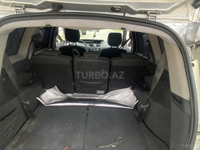 Renault Grand Scenic 2009, 344,584 km - 1.5 l - Tovuz