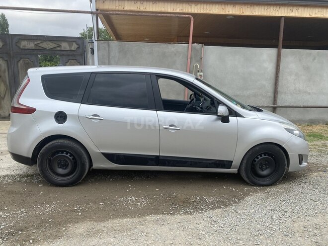 Renault Grand Scenic 2009, 344,584 km - 1.5 l - Tovuz