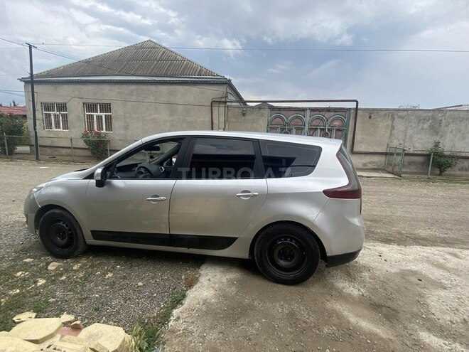 Renault Grand Scenic 2009, 344,584 km - 1.5 l - Tovuz