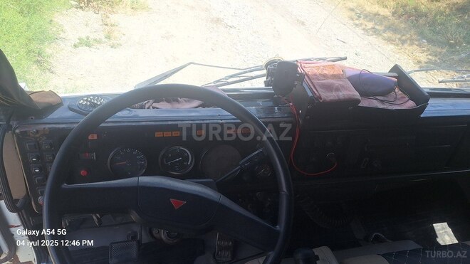 KamAz 6520 2005, 1,000,000 km - 11.0 l - Şamaxı