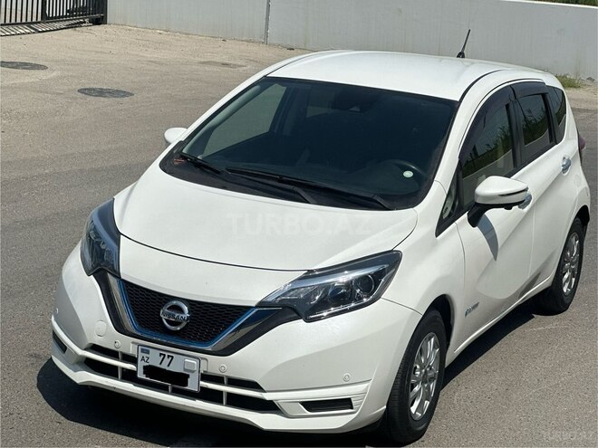 Nissan Note-2