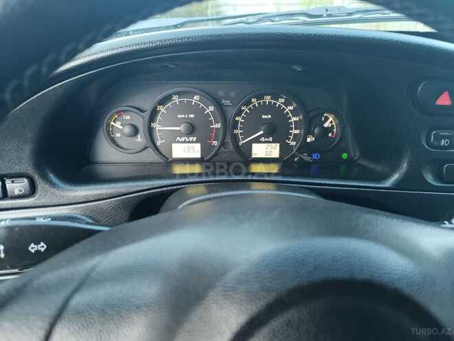 Chevrolet Niva 2014, 90,000 km - 1.7 l - Yardımlı
