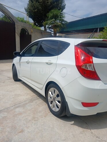 Hyundai Accent 2015, 207,962 km - 1.6 l - Sabirabad