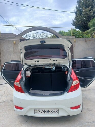 Hyundai Accent 2015, 207,962 km - 1.6 l - Sabirabad
